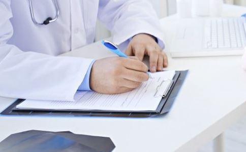 保安摔伤入院治疗糖尿病 物业指责医院乱用药
